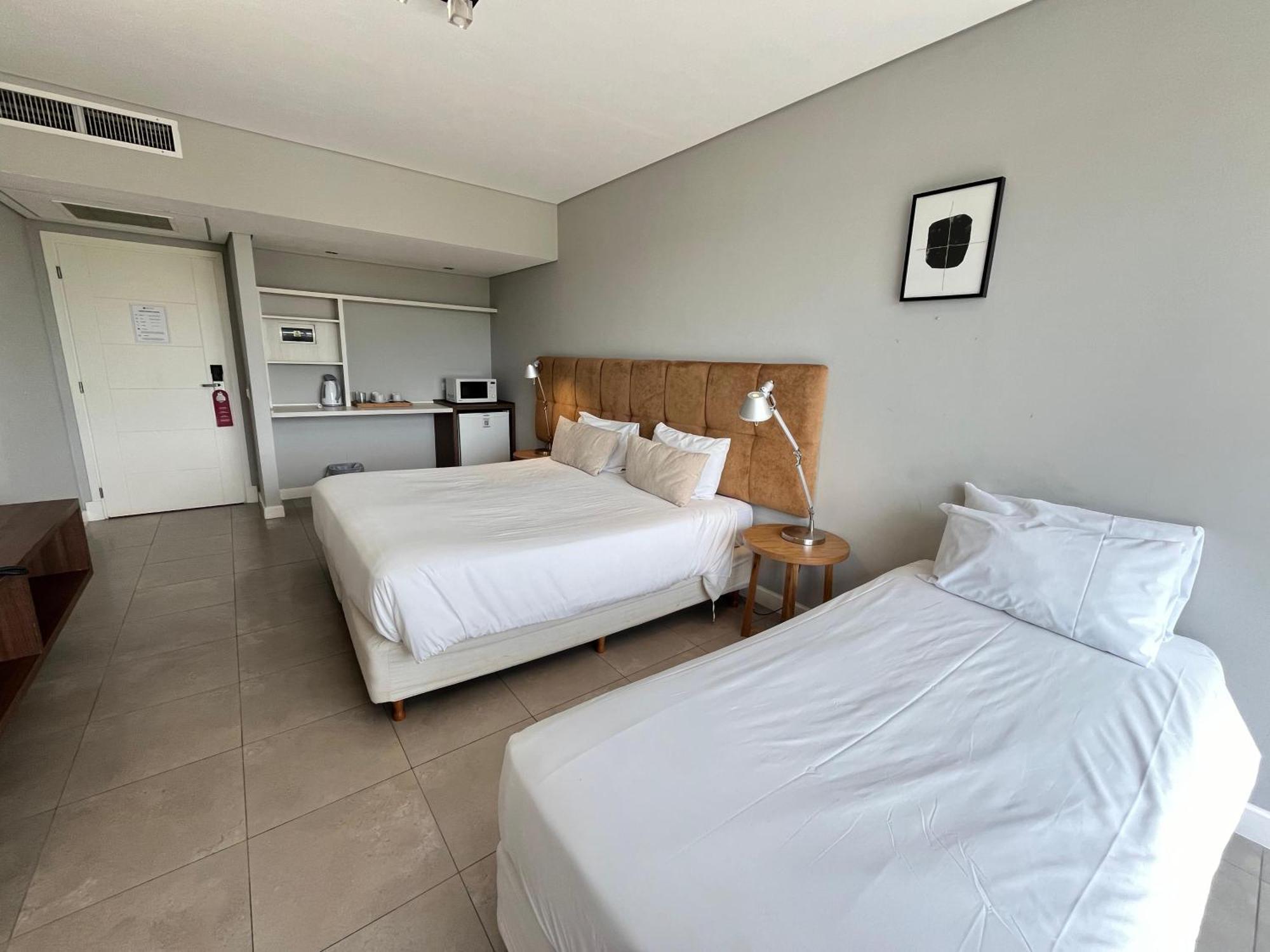 Hotel Zentiva Пинамар Екстериор снимка