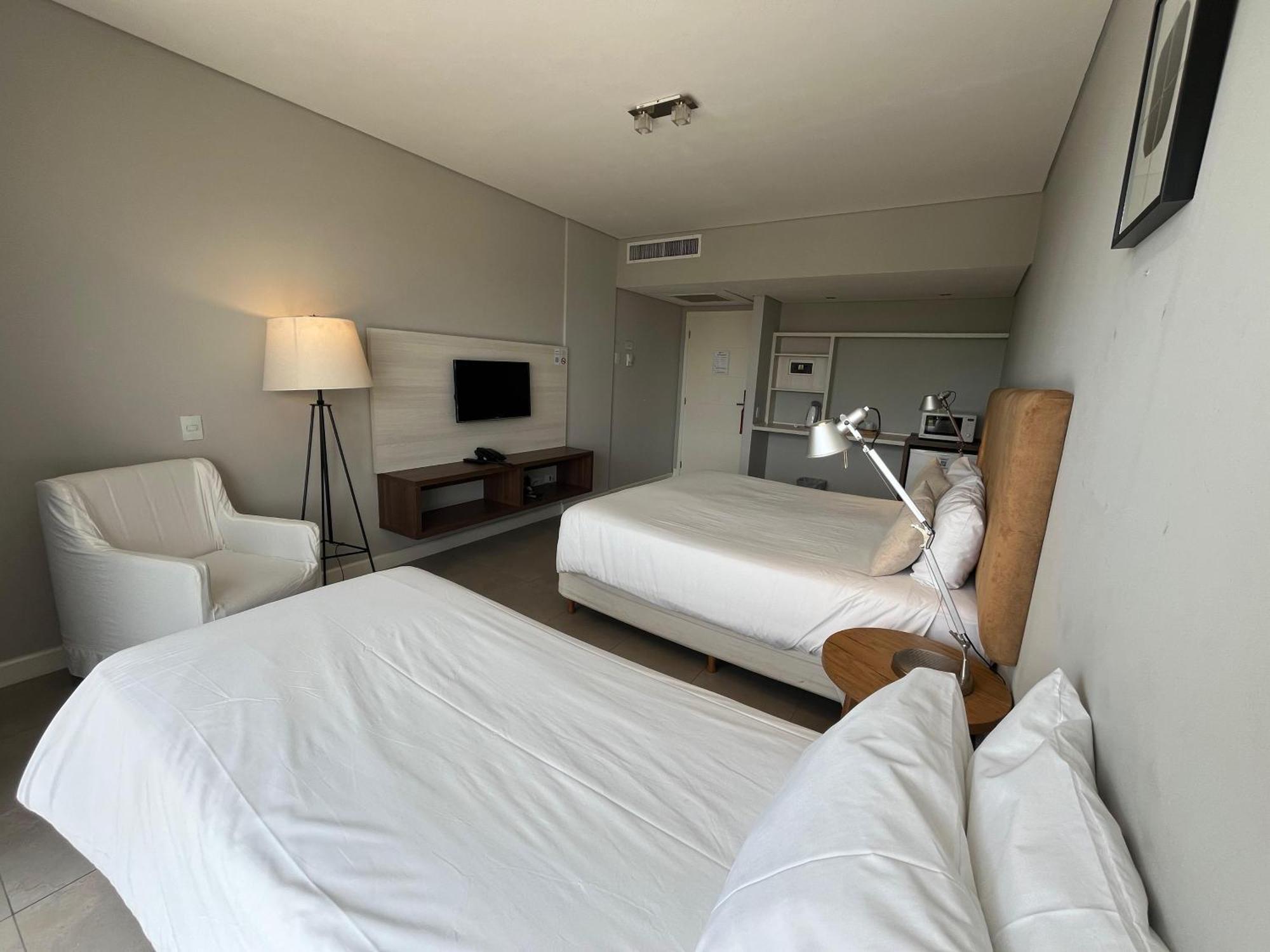 Hotel Zentiva Пинамар Екстериор снимка