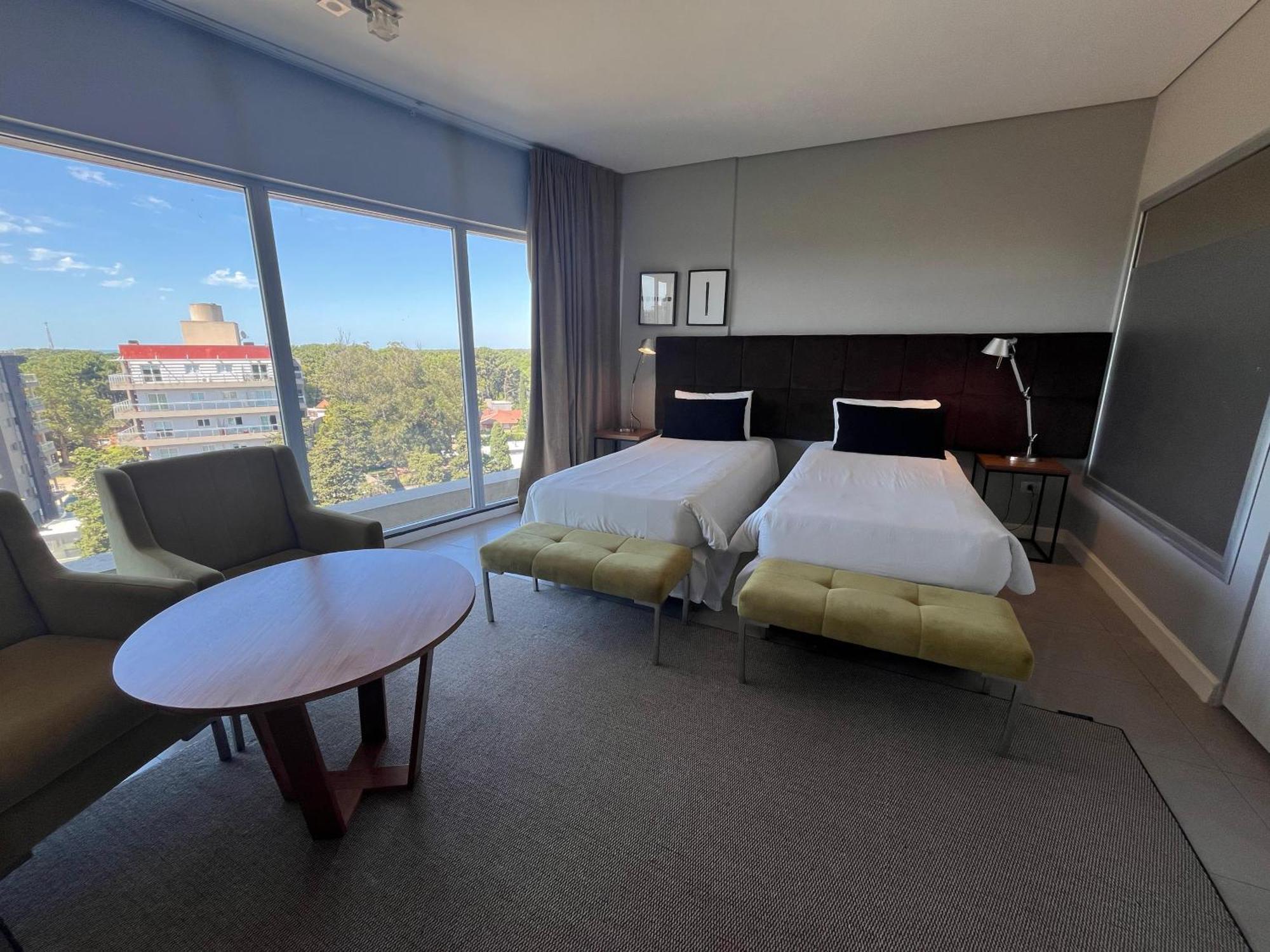 Hotel Zentiva Пинамар Екстериор снимка