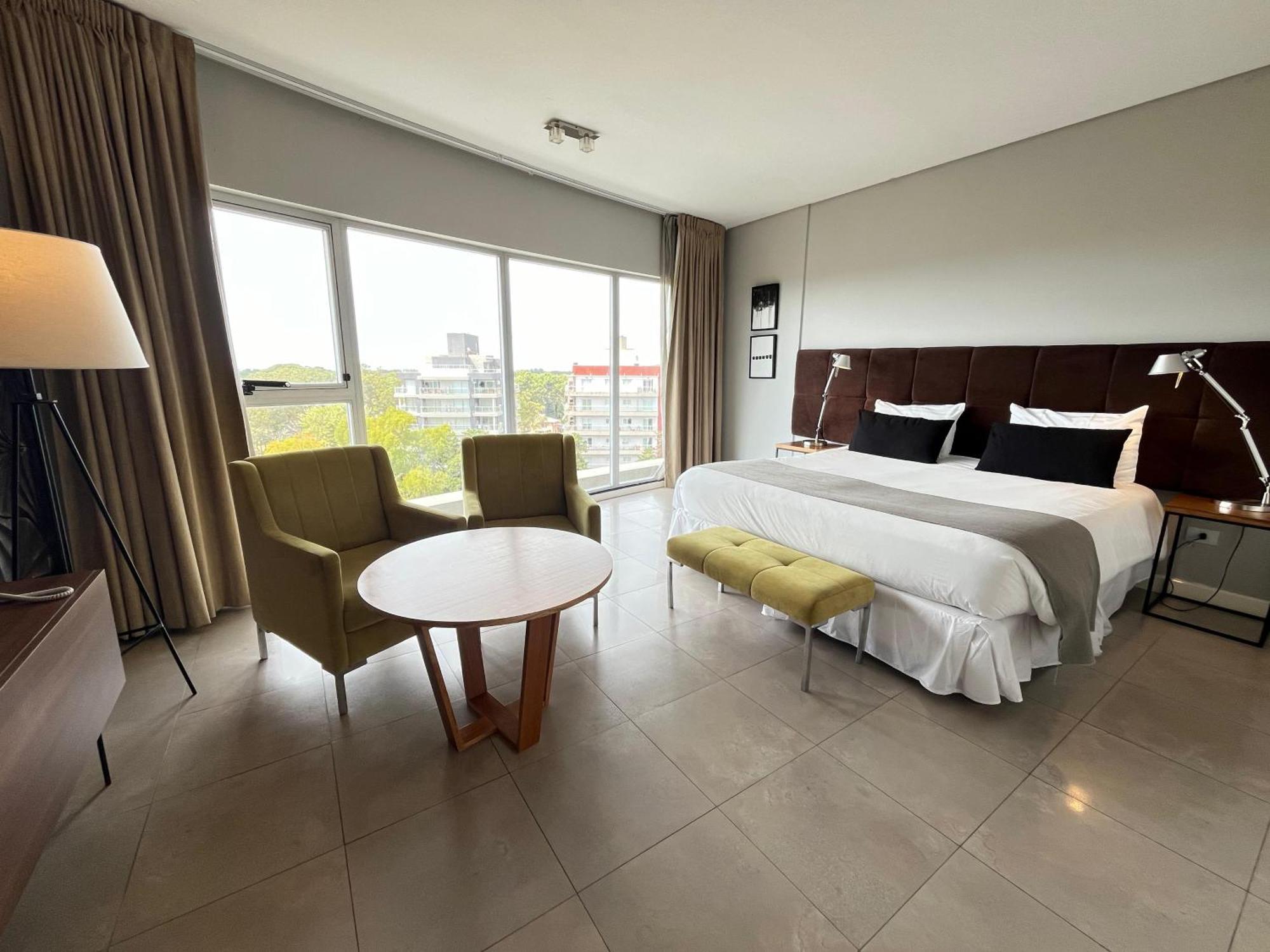 Hotel Zentiva Пинамар Екстериор снимка