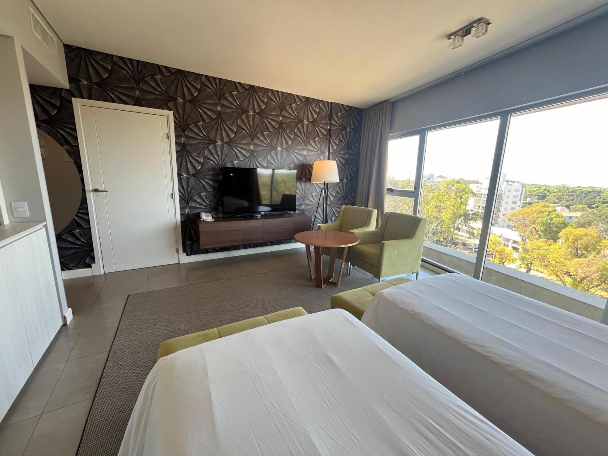 Hotel Zentiva Пинамар Екстериор снимка