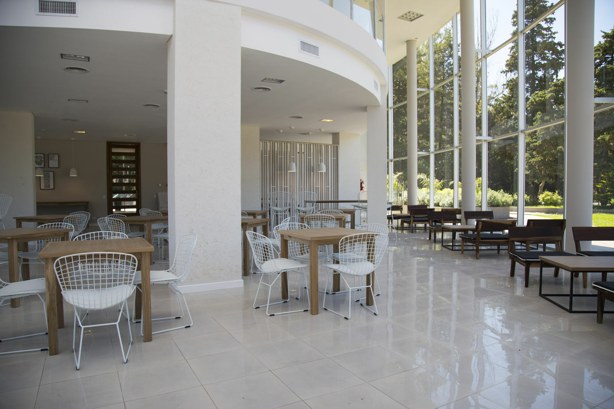 Hotel Zentiva Пинамар Екстериор снимка